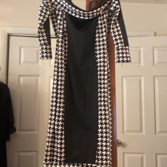 Off the shoulder black design dress - Picture 2 of 8